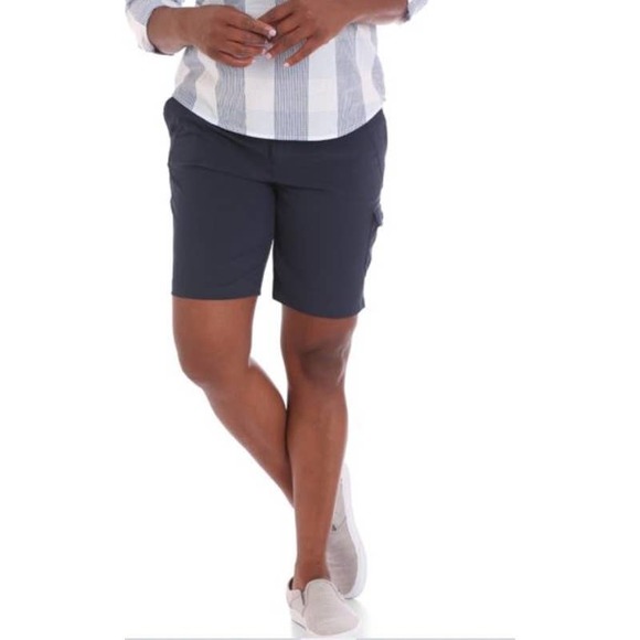 Lee Pants - LEE RIDERS "ON THE GO" SHORTS